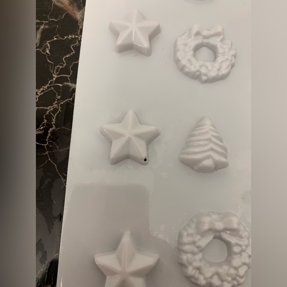 LorAnn Gourmet Candies Mold (7 Molds) - Picture 8 of 10